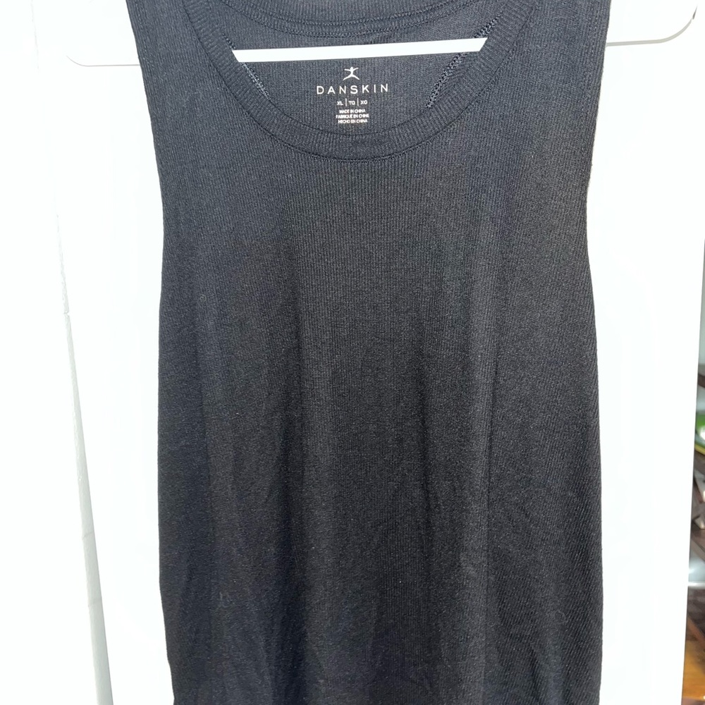 Danskin razor back ripped tank top